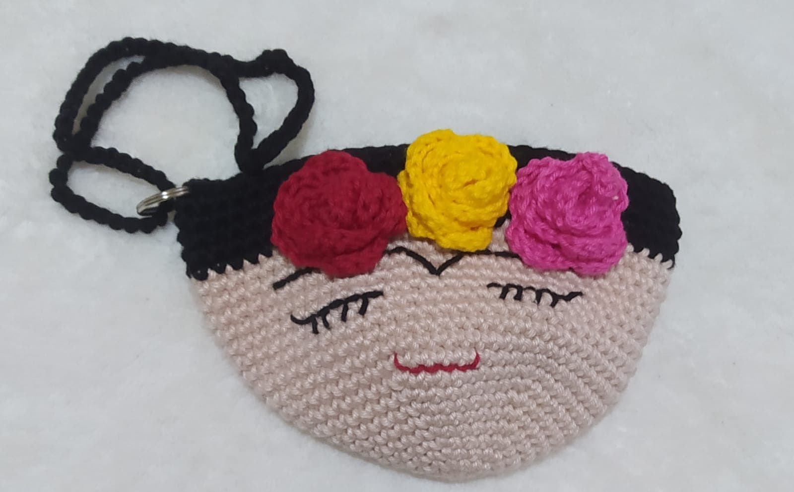 Moedeiro / Porta-Moedas Frida Kahlo em Crochê